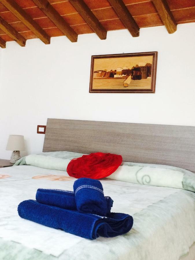 Mansarda Degli Ulivi Apartment Rigomagno Bagian luar foto
